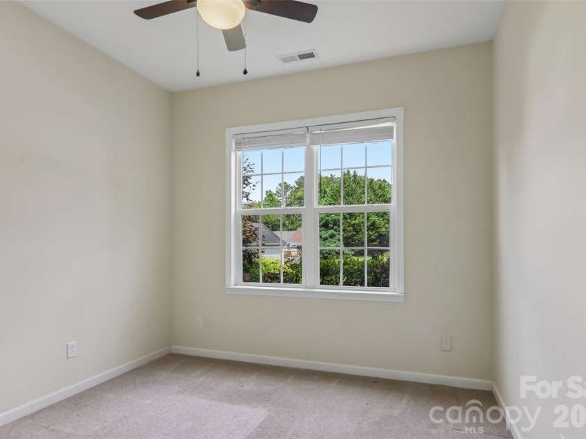 102 Woodcreek Circle, Swannanoa, NC 28778.  MLS# CAR4409853, YatesRealty ID 41918. 