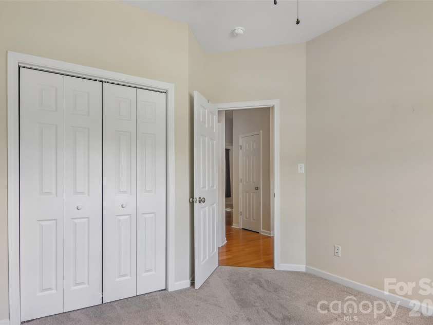 102 Woodcreek Circle, Swannanoa, NC 28778.  MLS# CAR4409853, YatesRealty ID 41918. 