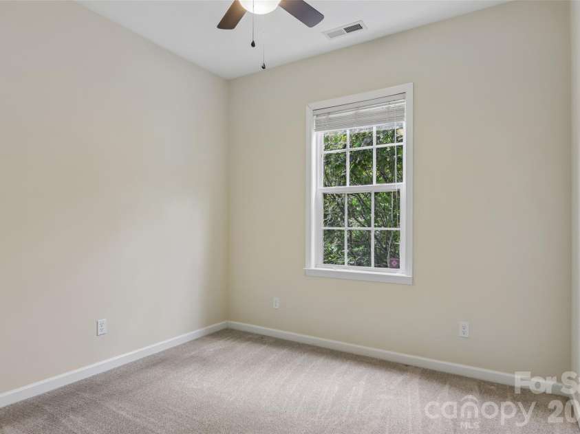 102 Woodcreek Circle, Swannanoa, NC 28778.  MLS# CAR4409853, YatesRealty ID 41918. 
