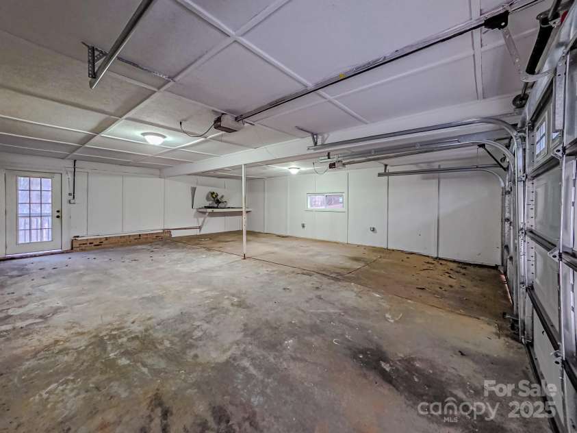 238 Lincoln Drive, Forest City, NC 28043.  MLS# CAR4328819, YatesRealty ID 4192. 