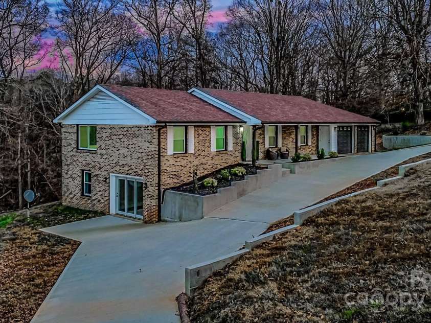 238 Lincoln Drive, Forest City, NC 28043.  MLS# CAR4328819, YatesRealty ID 4192. 