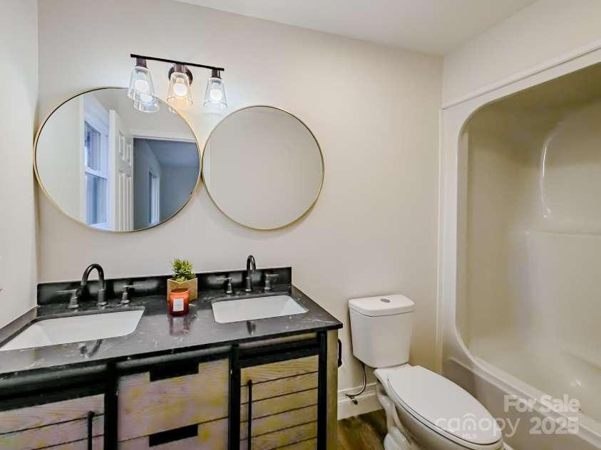 238 Lincoln Drive, Forest City, NC 28043.  MLS# CAR4328819, YatesRealty ID 4192. 