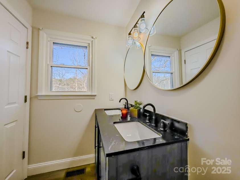 238 Lincoln Drive, Forest City, NC 28043.  MLS# CAR4328819, YatesRealty ID 4192. 