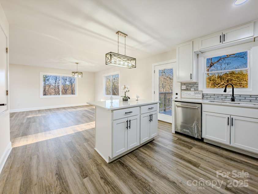 238 Lincoln Drive, Forest City, NC 28043.  MLS# CAR4328819, YatesRealty ID 4192. 