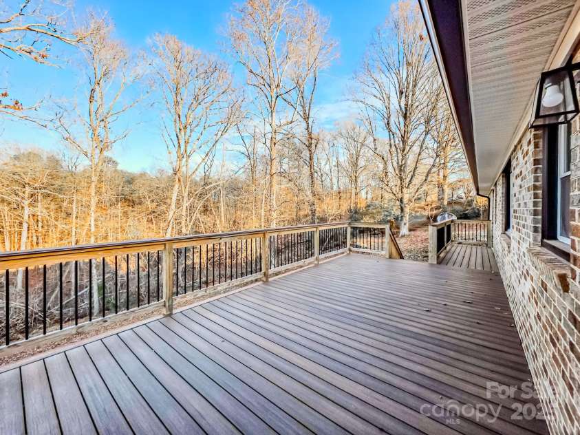 238 Lincoln Drive, Forest City, NC 28043.  MLS# CAR4328819, YatesRealty ID 4192. 