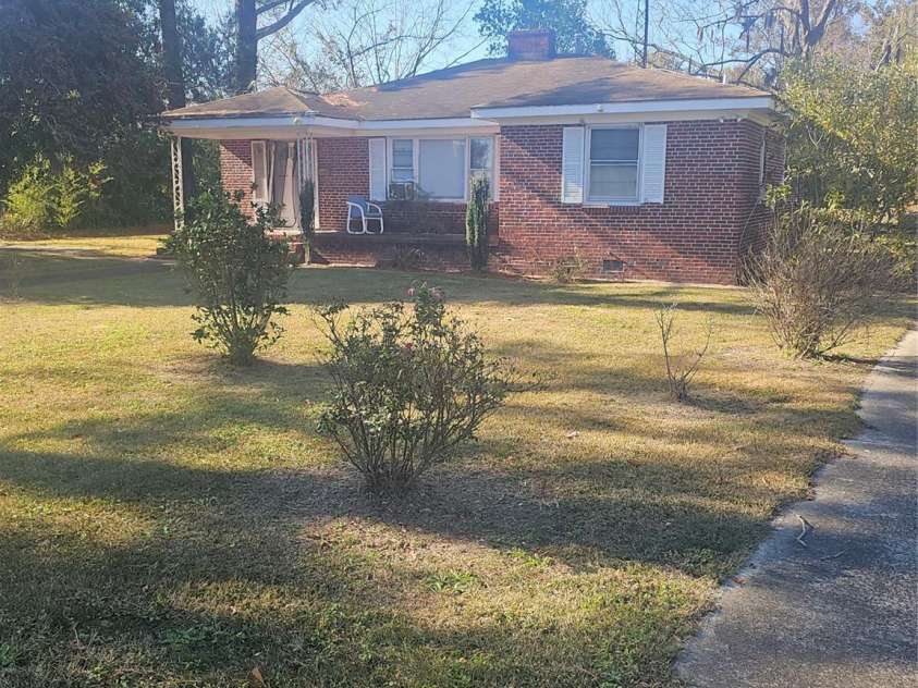 857 Eastland Avenue, Kingstree, SC 29556.  MLS# CAR4206861, YatesRealty ID 4192. 