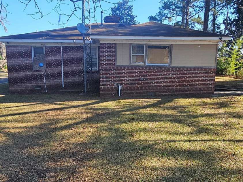 857 Eastland Avenue, Kingstree, SC 29556.  MLS# CAR4206861, YatesRealty ID 4192. 