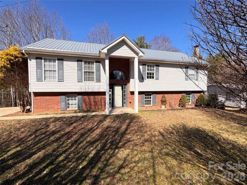 5164 Ralph Winchester Road, Lenoir, NC 28645.  MLS# CAR4346503, YatesRealty ID 41920. Welcome Home!