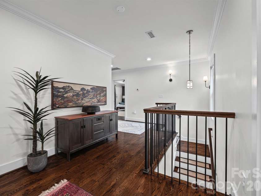 821 Woodside Avenue, Charlotte, NC 28205.  MLS# CAR4404260, YatesRealty ID 41922. 