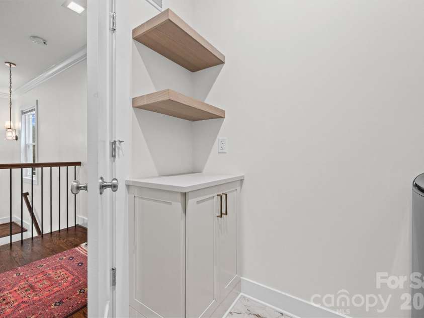 821 Woodside Avenue, Charlotte, NC 28205.  MLS# CAR4404260, YatesRealty ID 41922. 