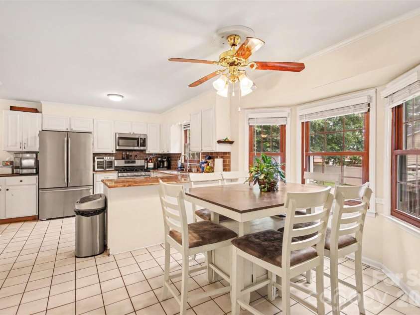 1416 Rivermont Drive, Gastonia, NC 28054.  MLS# CAR4408314, YatesRealty ID 41925. 