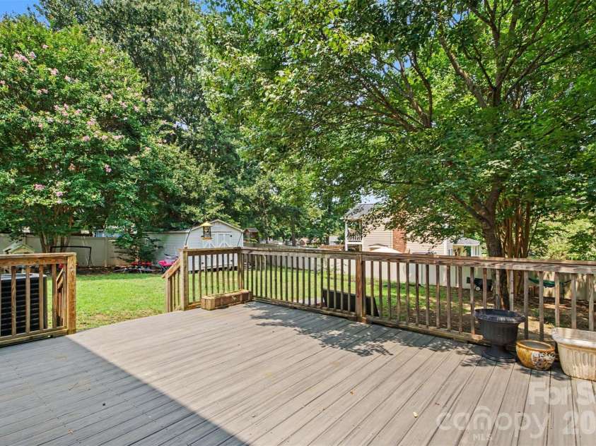 1416 Rivermont Drive, Gastonia, NC 28054.  MLS# CAR4408314, YatesRealty ID 41925. 
