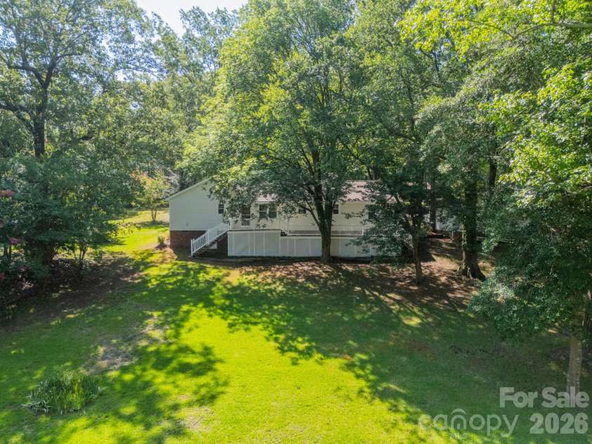 1077 Shore Drive, Lancaster, SC 29720.  MLS# CAR4403968, YatesRealty ID 41926. 