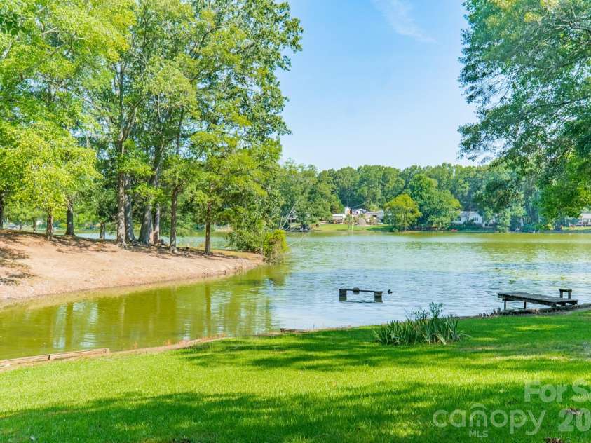 1077 Shore Drive, Lancaster, SC 29720.  MLS# CAR4403968, YatesRealty ID 41926. 