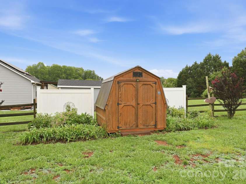 150 Evening Drive, Salisbury, NC 28147.  MLS# CAR4408691, YatesRealty ID 41929. Storage shed is remaining