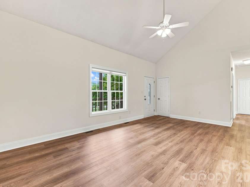 150 Evening Drive, Salisbury, NC 28147.  MLS# CAR4408691, YatesRealty ID 41929. Vaulted open family room