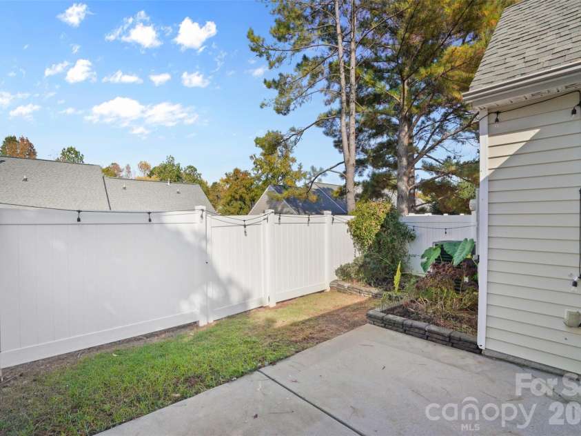 2296 Hanover Court, Fort Mill, SC 29707.  MLS# CAR4319377, YatesRealty ID 4193. 