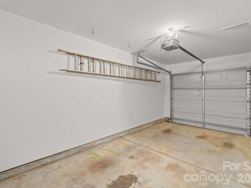 2296 Hanover Court, Fort Mill, SC 29707.  MLS# CAR4319377, YatesRealty ID 4193. 