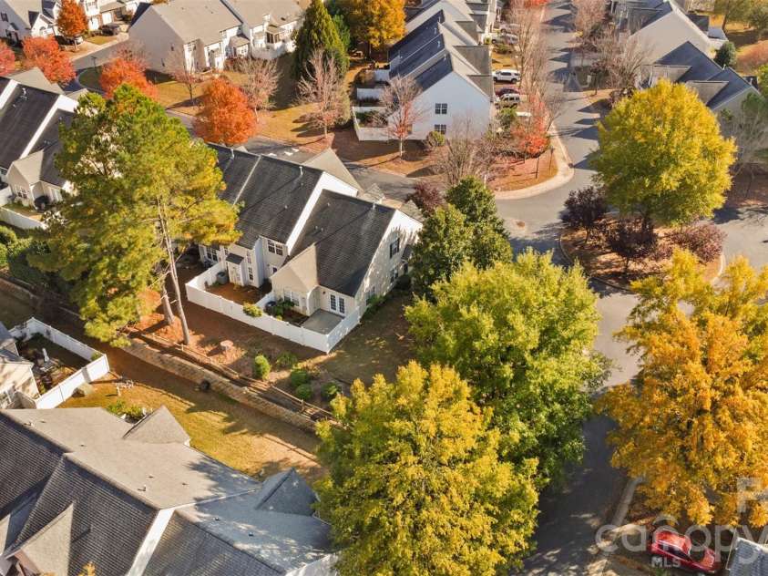 2296 Hanover Court, Fort Mill, SC 29707.  MLS# CAR4319377, YatesRealty ID 4193. 