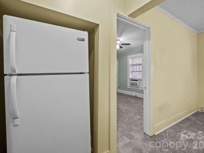 815 Desoto Avenue, Kannapolis, NC 28083.  MLS# CAR4335383, YatesRealty ID 4193. Apt A Kitchen with Range & Refrigerator