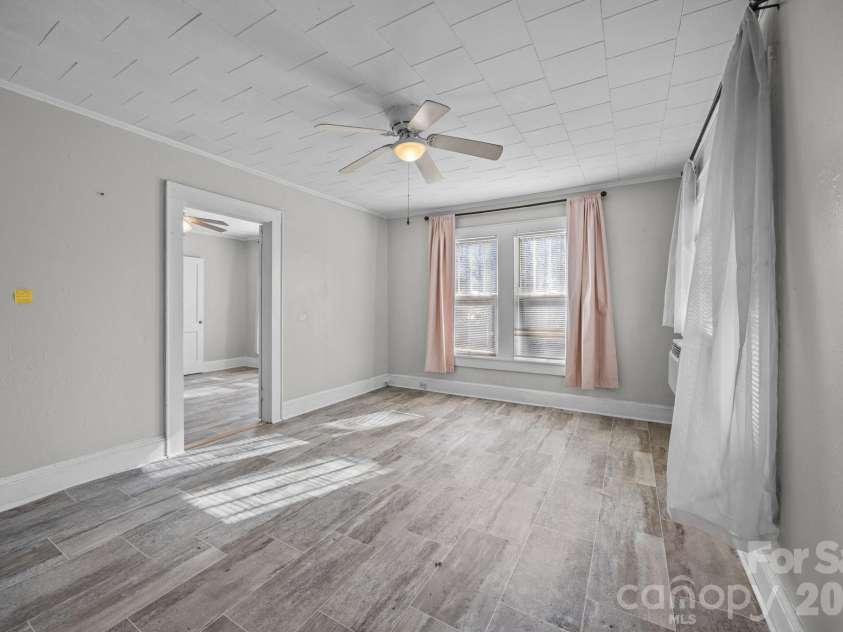 815 Desoto Avenue, Kannapolis, NC 28083.  MLS# CAR4335383, YatesRealty ID 4193. Apt B Bedroom