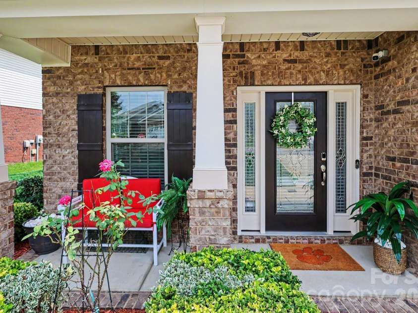 14706 Vaughan Drive, Charlotte, NC 28273.  MLS# CAR4409139, YatesRealty ID 41932. 