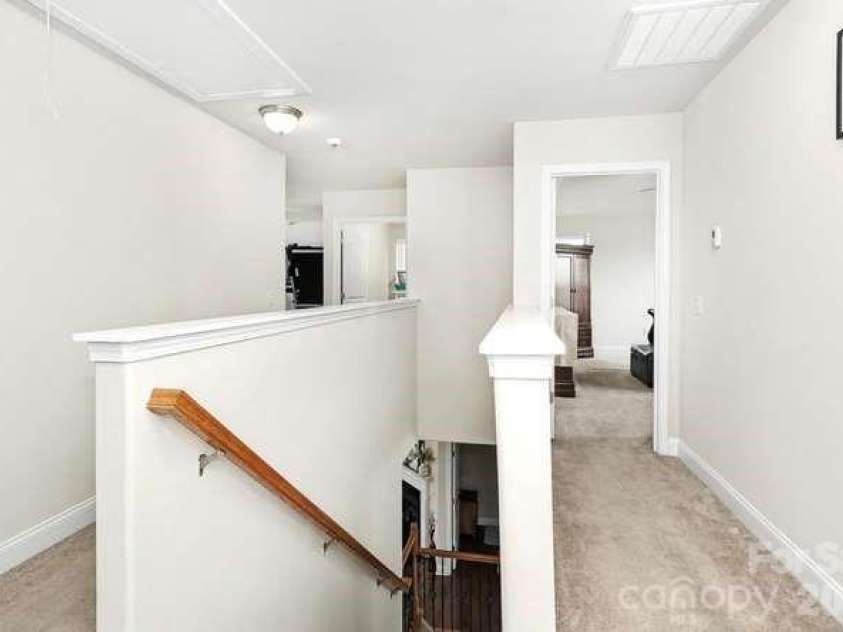 14706 Vaughan Drive, Charlotte, NC 28273.  MLS# CAR4409139, YatesRealty ID 41932. 
