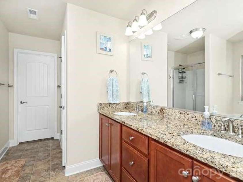 14706 Vaughan Drive, Charlotte, NC 28273.  MLS# CAR4409139, YatesRealty ID 41932. 