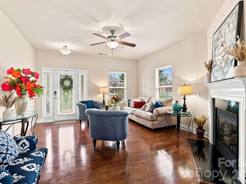 14706 Vaughan Drive, Charlotte, NC 28273.  MLS# CAR4409139, YatesRealty ID 41932. 