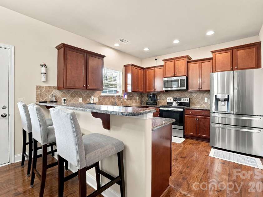 14706 Vaughan Drive, Charlotte, NC 28273.  MLS# CAR4409139, YatesRealty ID 41932. 