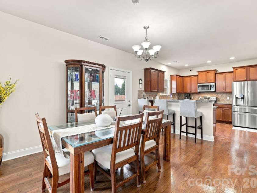 14706 Vaughan Drive, Charlotte, NC 28273.  MLS# CAR4409139, YatesRealty ID 41932. 