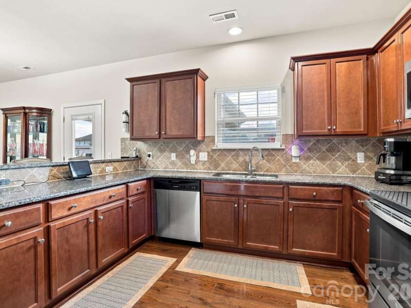14706 Vaughan Drive, Charlotte, NC 28273.  MLS# CAR4409139, YatesRealty ID 41932. 