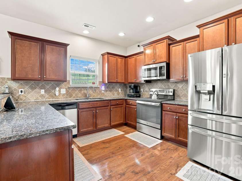 14706 Vaughan Drive, Charlotte, NC 28273.  MLS# CAR4409139, YatesRealty ID 41932. 