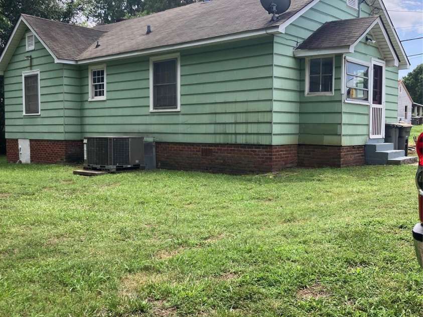 2407 Florida Avenue, Kannapolis, NC 28083.  MLS# CAR4408025, YatesRealty ID 41933. 