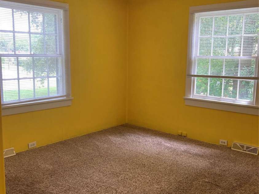 2407 Florida Avenue, Kannapolis, NC 28083.  MLS# CAR4408025, YatesRealty ID 41933. 