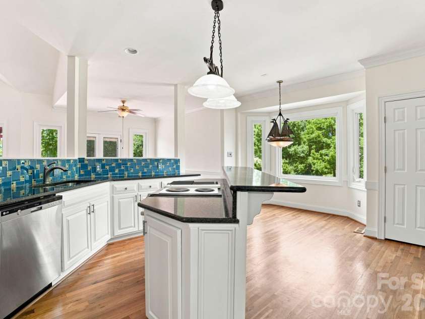 6303 Pointe Lane, Rocky Mount, NC 27803.  MLS# CAR4410505, YatesRealty ID 41934. Kitchen