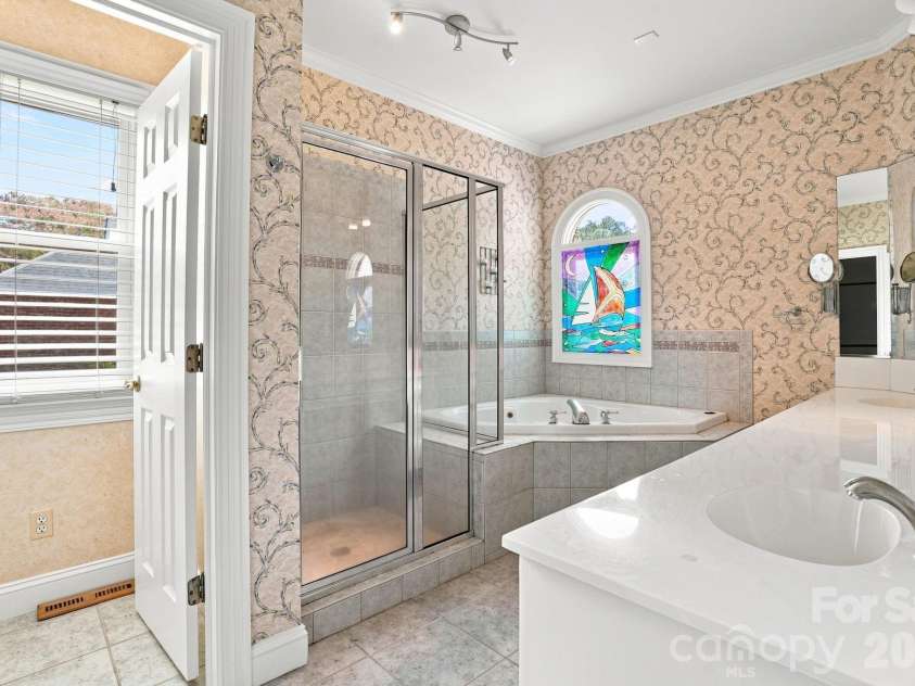6303 Pointe Lane, Rocky Mount, NC 27803.  MLS# CAR4410505, YatesRealty ID 41934. Primary Bathroom