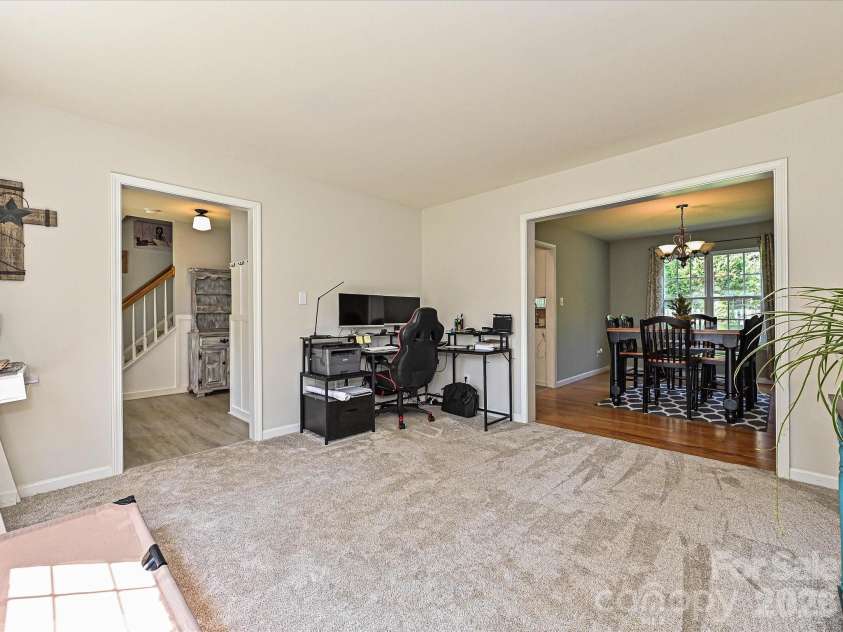126 Rusty Nail Drive, Mooresville, NC 28115.  MLS# CAR4409612, YatesRealty ID 41936. Office/ Flex Space