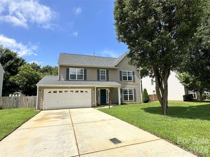 126 Rusty Nail Drive, Mooresville, NC 28115.  MLS# CAR4409612, YatesRealty ID 41936. Welcome Home!