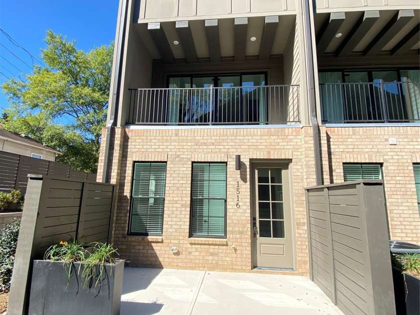 1516 Harrill Street, Charlotte, NC 28205.  MLS# CAR4311755, YatesRealty ID 4194. 