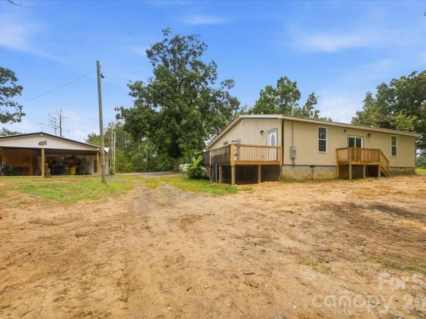 4313 Jenkins Road, Marshville, NC 28103.  MLS# CAR4407647, YatesRealty ID 41940. 
