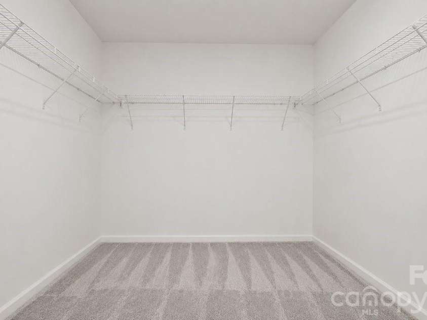 122 Canada Drive, Statesville, NC 28166.  MLS# CAR4393982, YatesRealty ID 41941. 