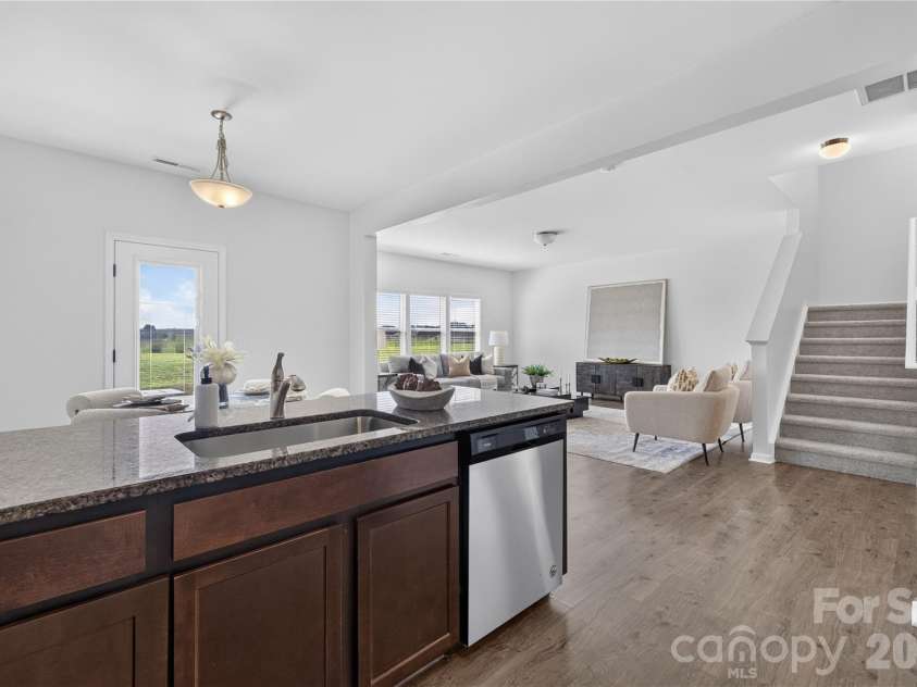 122 Canada Drive, Statesville, NC 28166.  MLS# CAR4393982, YatesRealty ID 41941. 