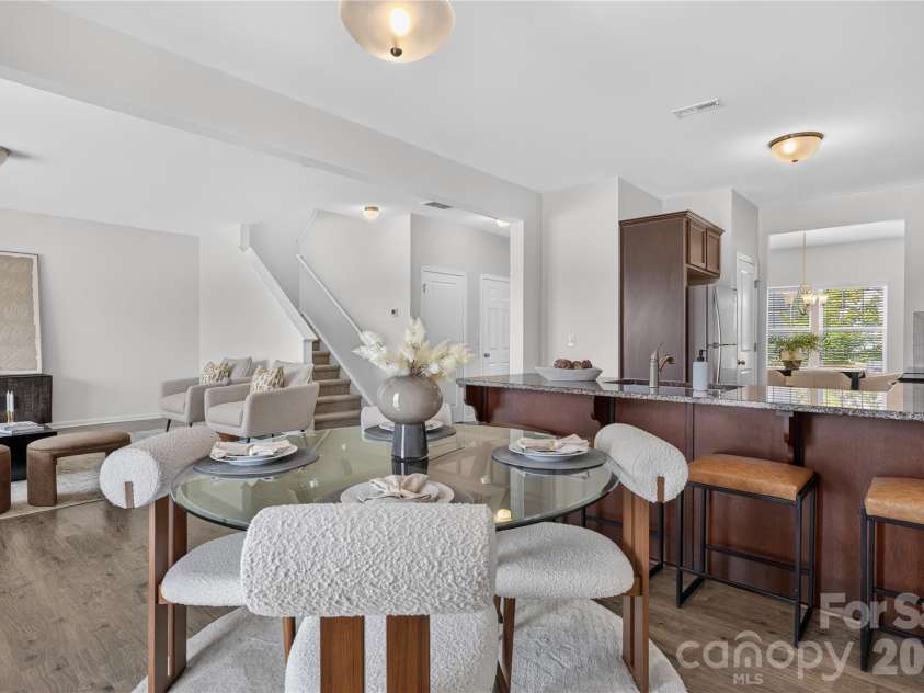 122 Canada Drive, Statesville, NC 28166.  MLS# CAR4393982, YatesRealty ID 41941. 
