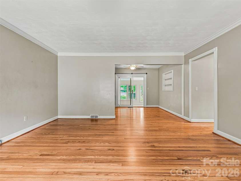 320 Kendale Court, East Flat Rock, NC 28726.  MLS# CAR4408973, YatesRealty ID 41942. 