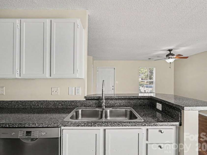 3087 Champion Lane, Concord, NC 28025.  MLS# CAR4406806, YatesRealty ID 41944. 