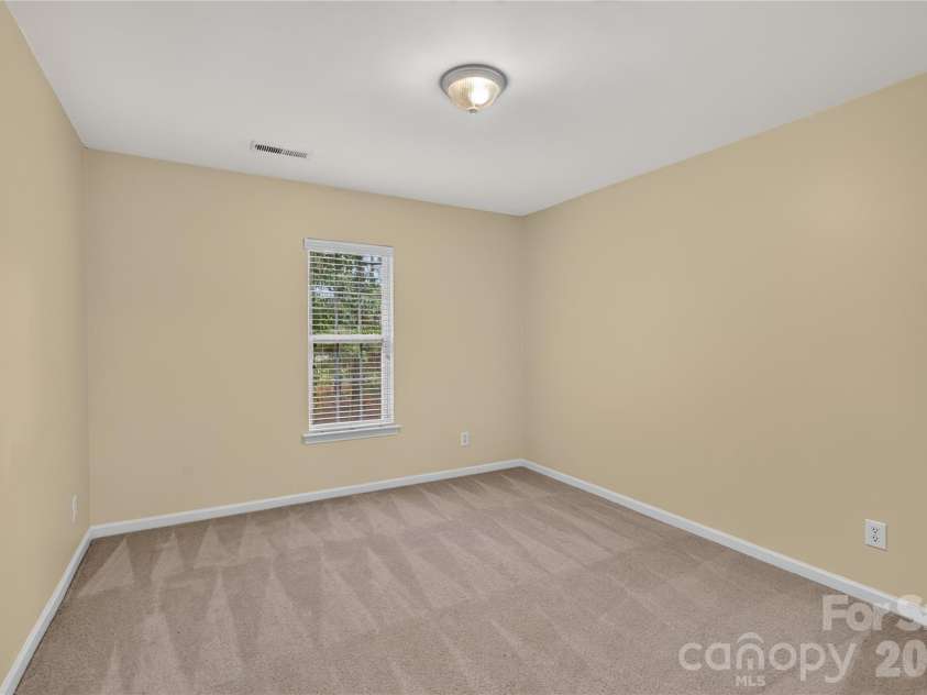 17222 Westmill Lane, Charlotte, NC 28277.  MLS# CAR4407899, YatesRealty ID 41945. 