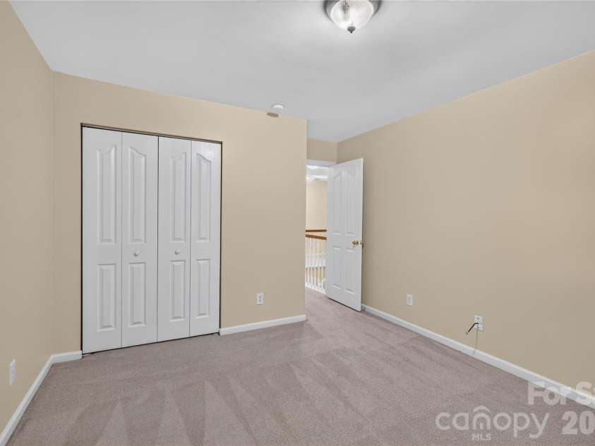 17222 Westmill Lane, Charlotte, NC 28277.  MLS# CAR4407899, YatesRealty ID 41945. 
