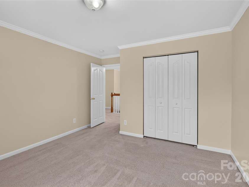 17222 Westmill Lane, Charlotte, NC 28277.  MLS# CAR4407899, YatesRealty ID 41945. 