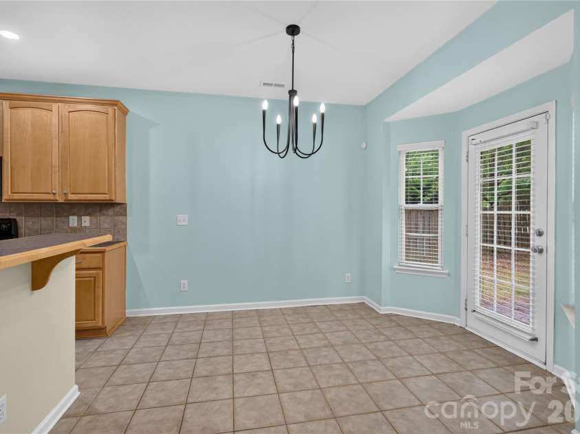 17222 Westmill Lane, Charlotte, NC 28277.  MLS# CAR4407899, YatesRealty ID 41945. 
